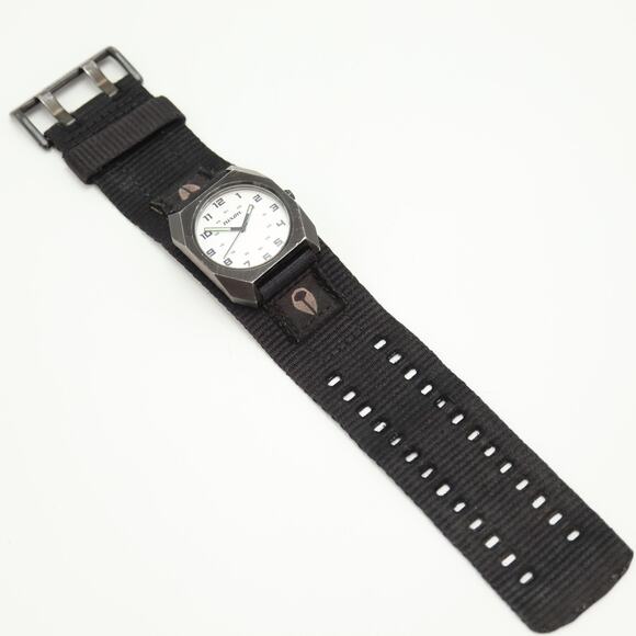 Nixon The Scout Mens Watch 35mm Silver Dial Black Nylon Strap with New Battery - Picture 13 of 15